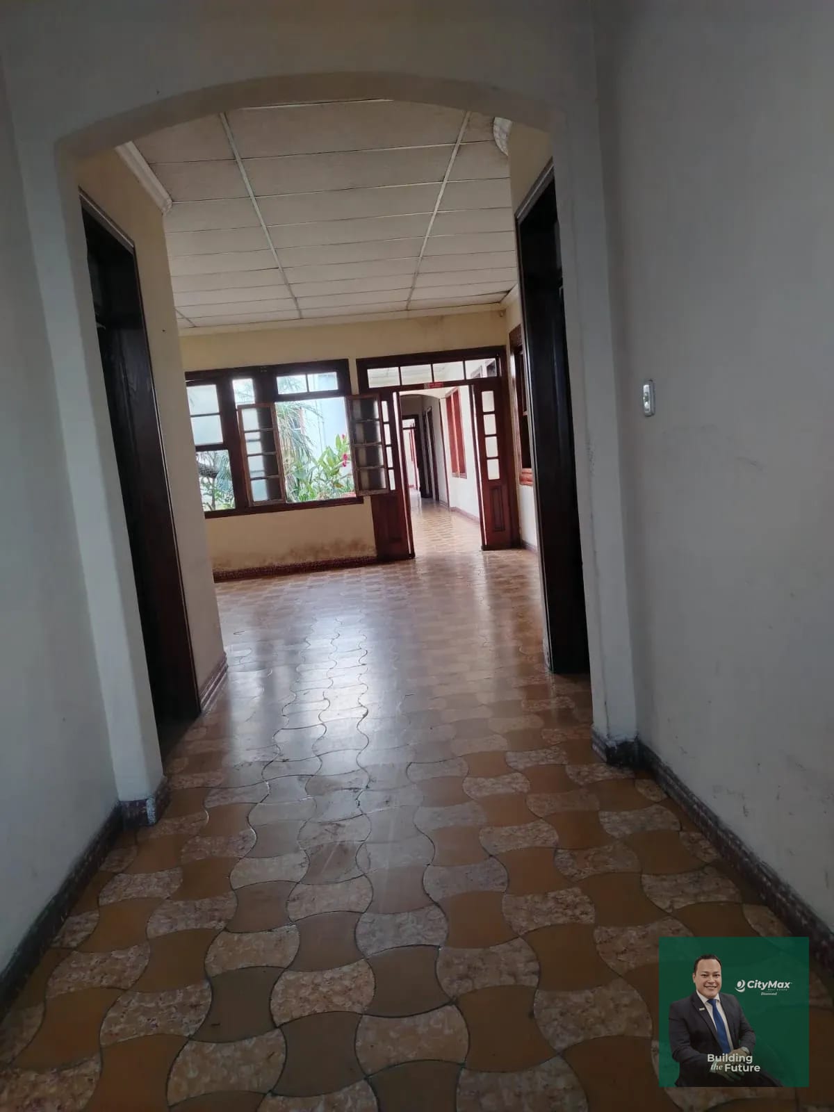 Casa en renta uso comercial zona 1 — Casa en Alquiler en Centro Vivo, Zona 1, Guatemala, Ciudad — foto 2 de 6