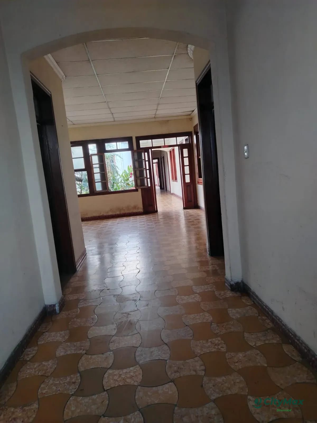 Casa en renta uso comercial zona 1 - Image 2