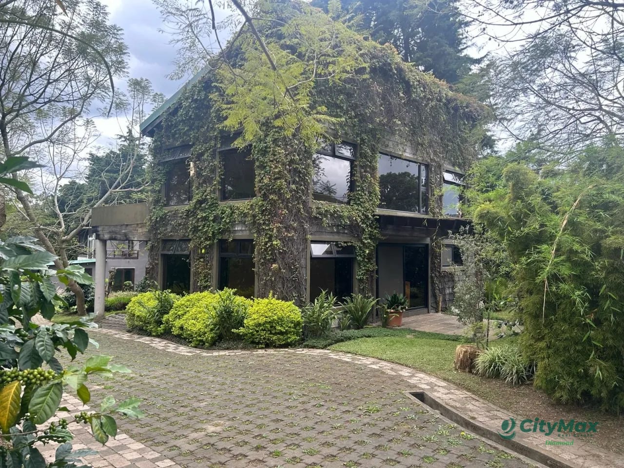 Casa en venta Cerca de La antigua Guatemala — Casa en Venta en Santa Lucía Milpas Altas, Sacatepéquez — foto 1 de 4