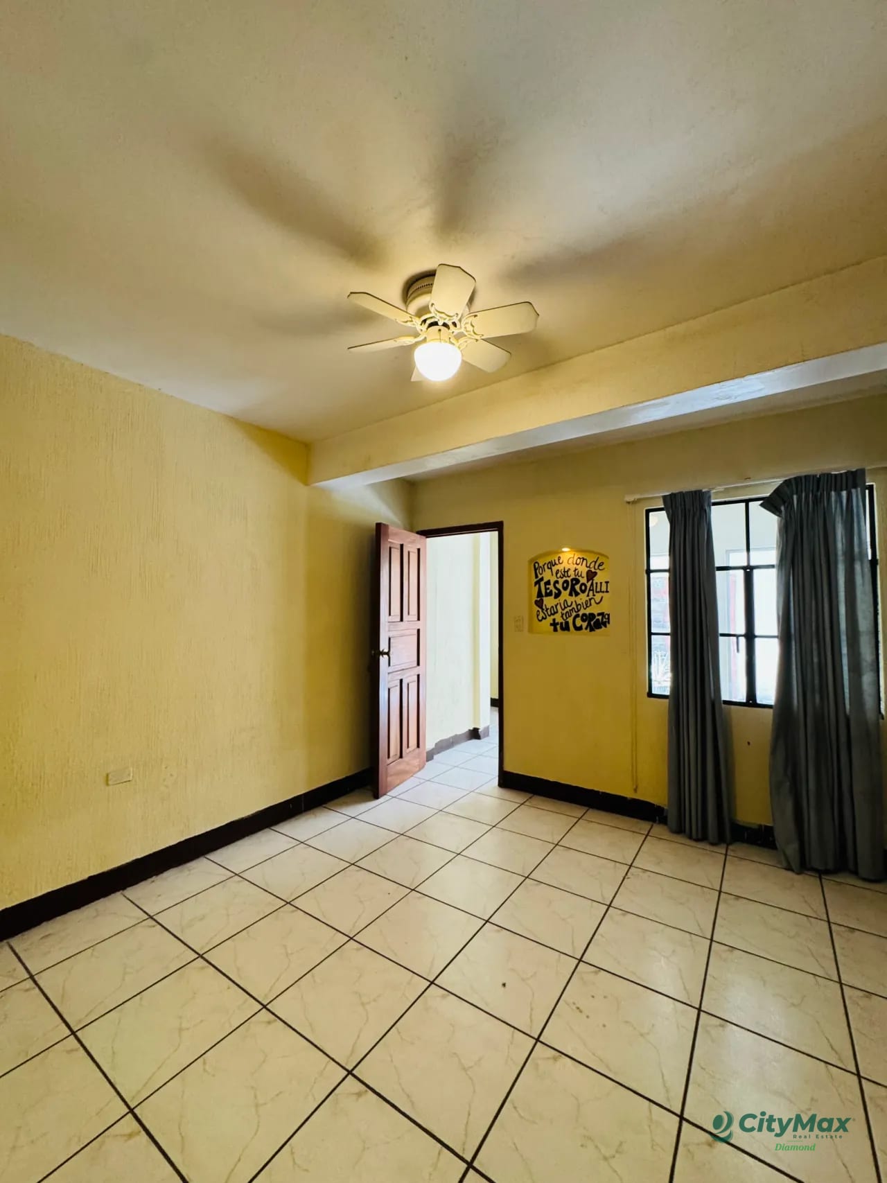Casa en venta Lomas del Norte Zona 17 — Casa en Venta en Colonia Lomas del Norte, Zona 17, Guatemala, Ciudad — foto 2 de 10