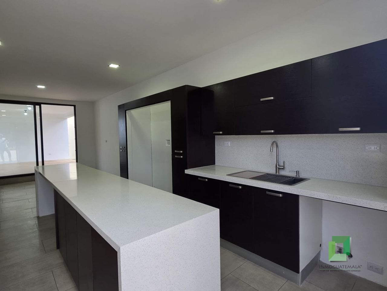 Casa zona 16 — Casa en Venta en Lomas de San Isidro, Zona 16, Guatemala, Ciudad — foto 7 de 17