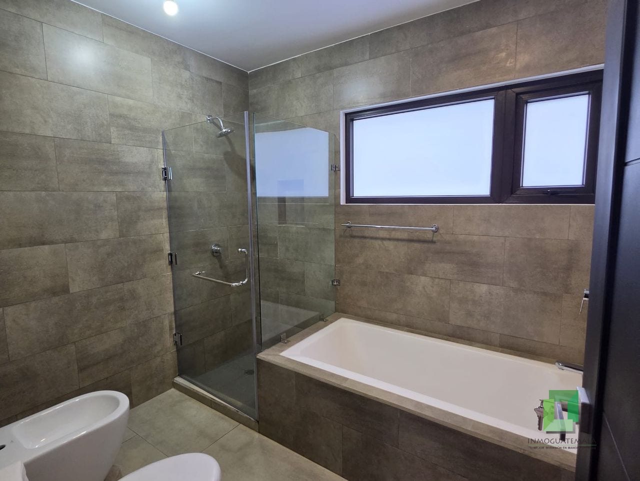 Casa zona 16 — Casa en Venta en Lomas de San Isidro, Zona 16, Guatemala, Ciudad — foto 10 de 17