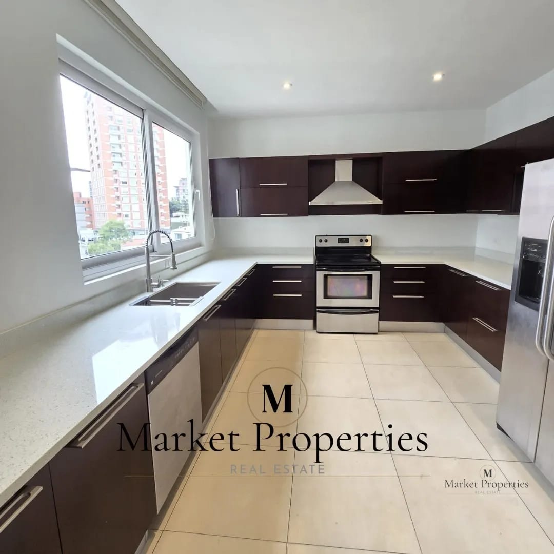 Apartamento en Renta Zona 14 | 4 Habitaciones, 2 Niveles, 472 m² — Apartamento en Alquiler en Quinta Avenida, Zona 14, Guatemala, Ciudad — foto 4 de 7