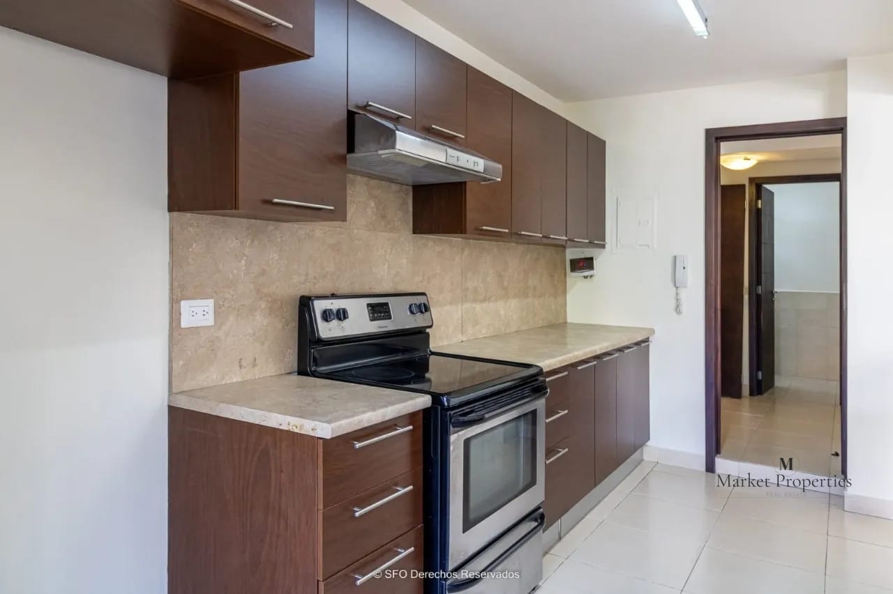 Apartamento en renta Zona 14 de 2 dormitorios Edificio Cobella — Apartamento en Alquiler en Cobella, Zona 14, Guatemala, Ciudad — foto 6 de 8