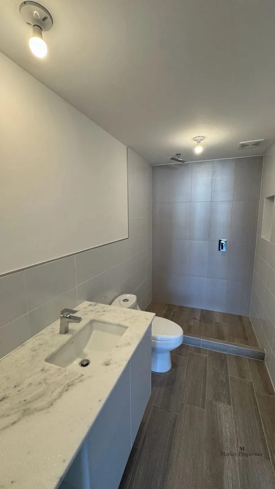 Apartamento en alquiler Zona 14 de 2 dormitorios La Villa Segueria — Apartamento en Alquiler en Segheria, Zona 14, Guatemala, Ciudad — foto 12 de 12