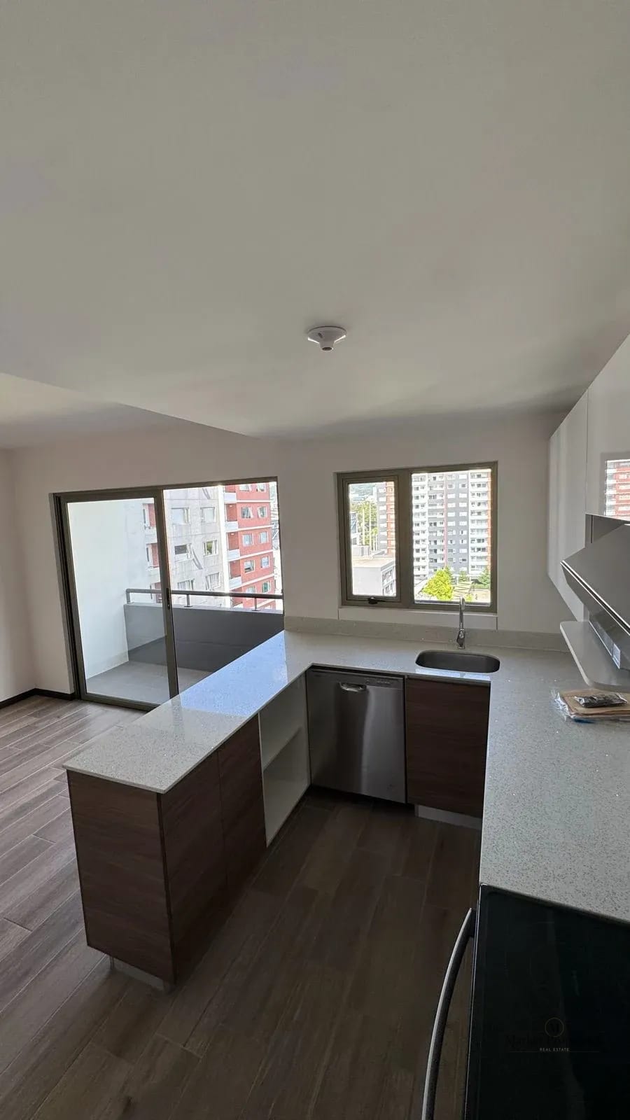 Apartamento en alquiler Zona 14 de 2 dormitorios La Villa Segueria — Apartamento en Alquiler en Segheria, Zona 14, Guatemala, Ciudad — foto 2 de 12
