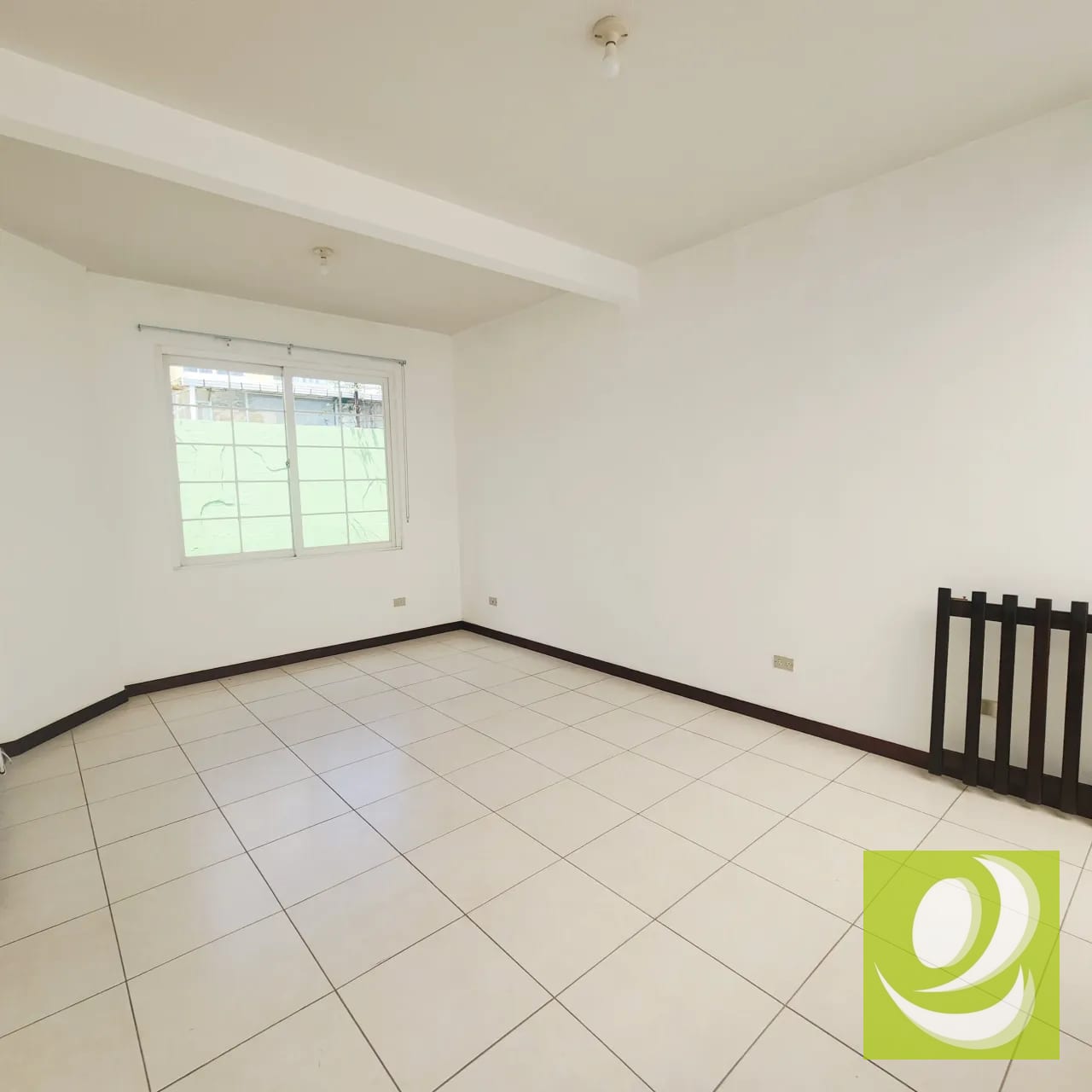 Vendo Casa en CAES ENTRE VERDES — Casa en Venta en Entreverdes, Carretera a El Salvador, Guatemala, Ciudad — foto 4 de 9