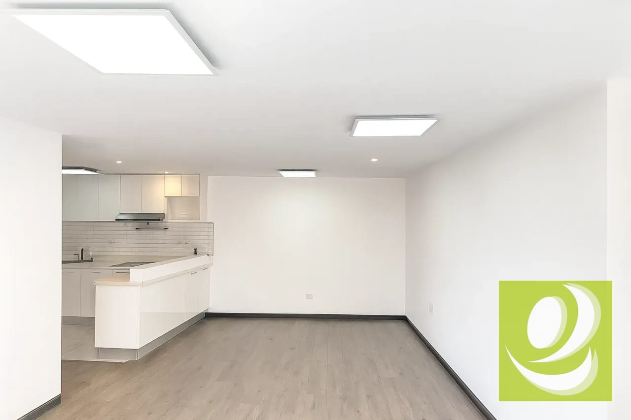 APARTAMENTO CON PATIO EN VENTA, EDIFICIO DI FIORI ZONA 7 — Apartamento en Venta en Zona 7, Guatemala, Ciudad — foto 2 de 5