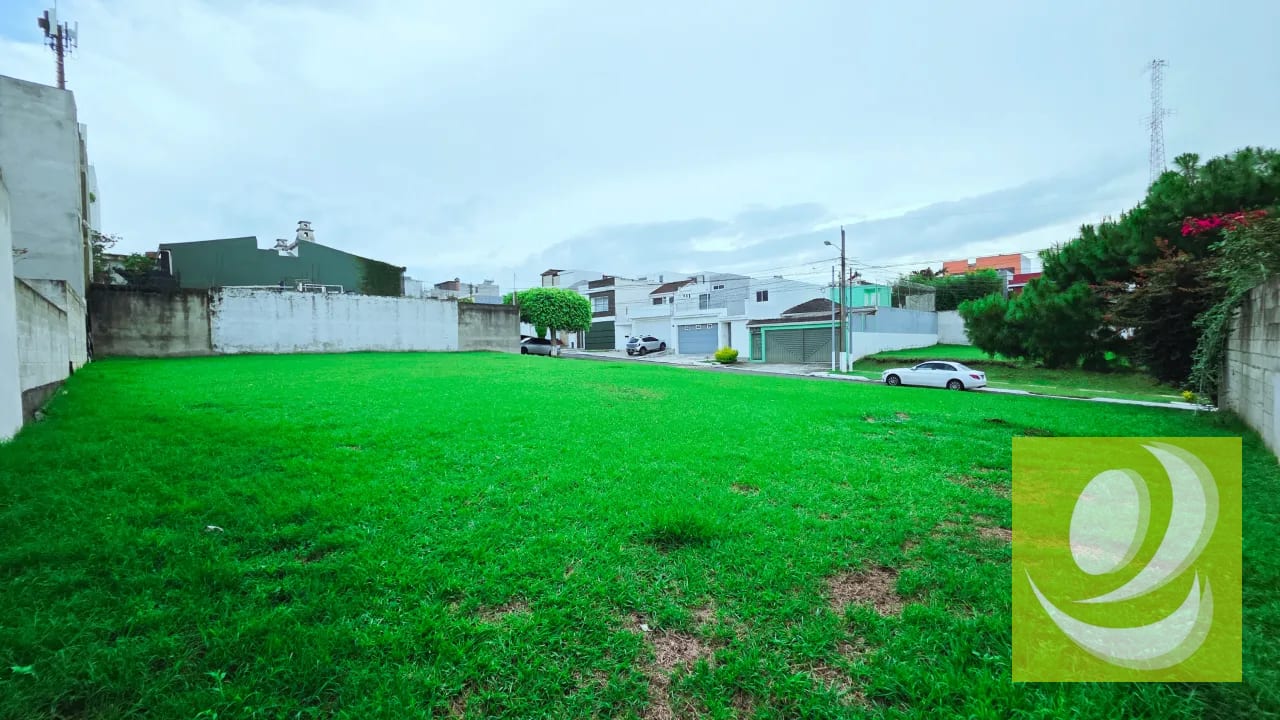 🏡✨ ¡CONSTRUYE EL HOGAR QUE SIEMPRE HAS IMAGINADO EN ZONA 16! ✨🏡 — Terreno en Venta en Hacienda Real, Zona 16, Guatemala, Ciudad — foto 1 de 5