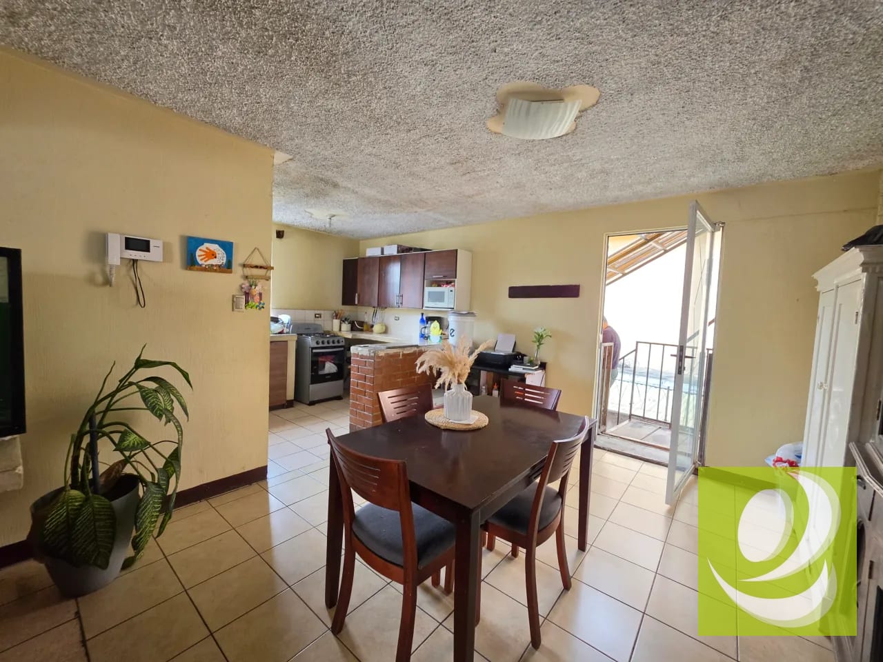 Se vende casa en TIKAL III, zona 7 fuera de garita — Casa en Venta en Tikal III, Zona 7, Guatemala, Ciudad — foto 3 de 16