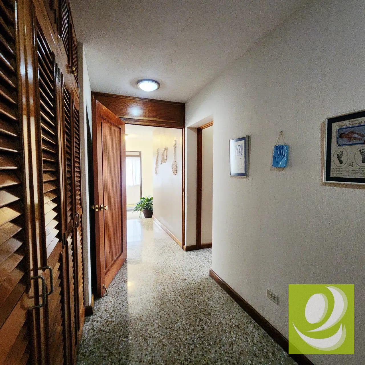 Espectacular casa en venta en Santa Rita II, z. 2 de Mixco — Casa en Venta en Zona 2 Mixco, Guatemala, Ciudad — foto 12 de 13