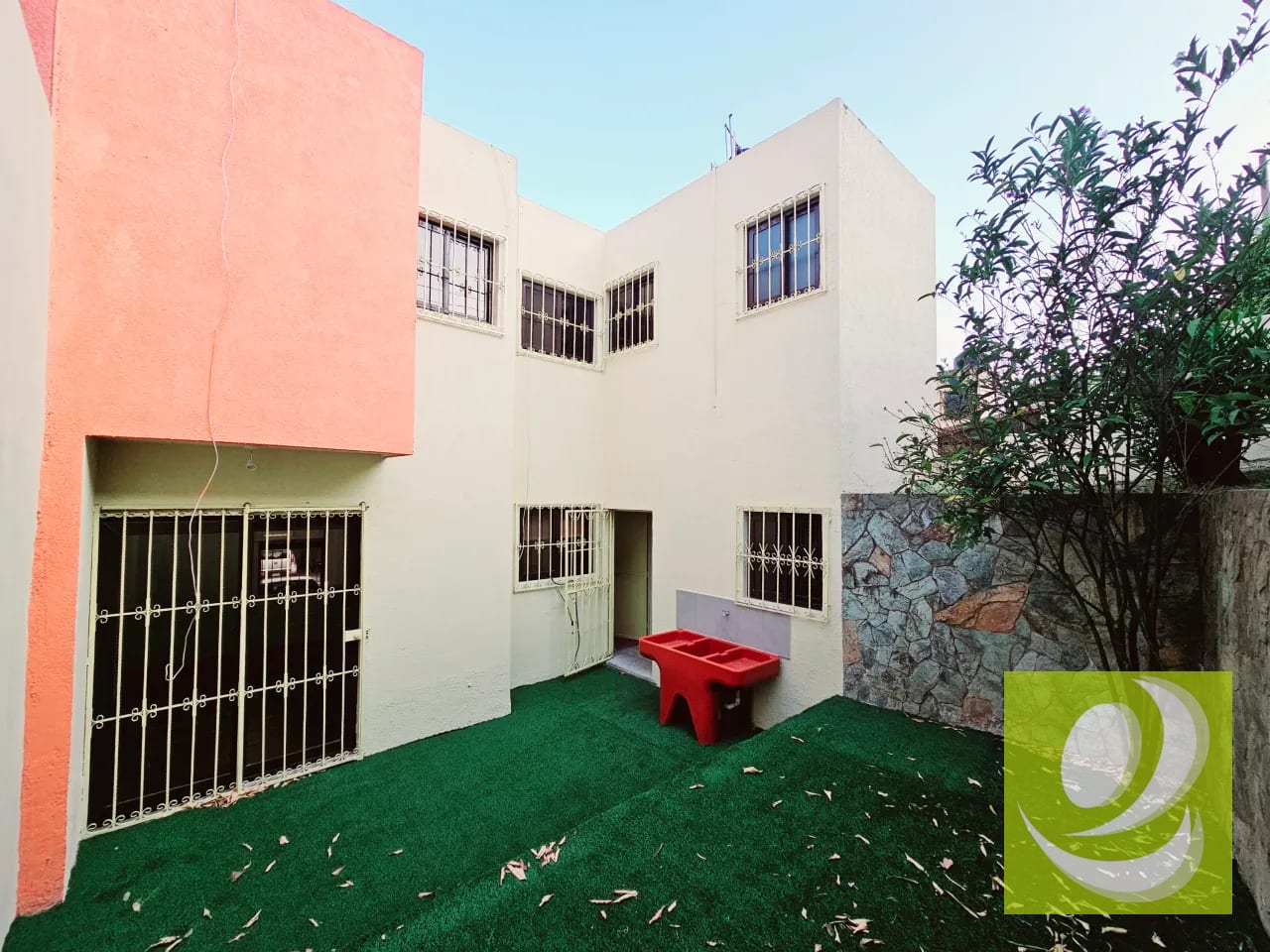 🏡✨ ¡VIVE CON COMODIDAD Y SEGURIDAD EN SAN CRISTÓBAL! ✨🏡 — Casa en Alquiler en Zona 8 Mixco, Guatemala, Ciudad — foto 6 de 6