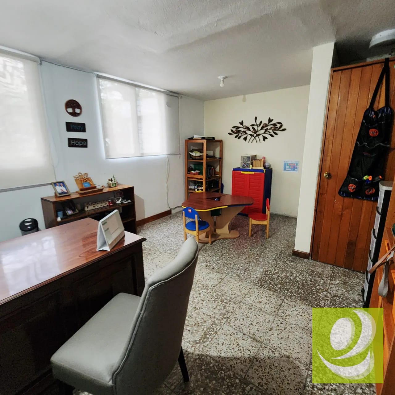Amplia Casa en Venta con Acabados de Primera en zona 3 Mixco — Casa en Venta en Inara Cuatro Norte, Zona 2 Mixco, Guatemala, Ciudad — foto 4 de 6