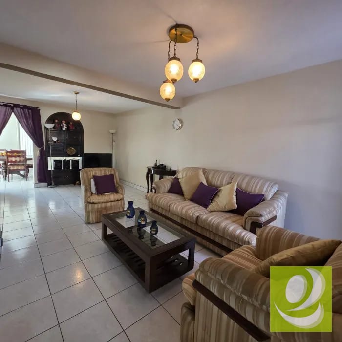 Casa Comercial en Venta en Valle del Sol Zona 4 Mixco — Casa en Venta en Zona 4 Mixco, Guatemala, Ciudad — foto 8 de 11