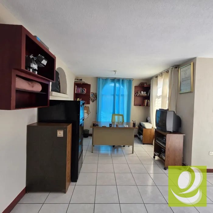 Casa Comercial en Venta en Valle del Sol Zona 4 Mixco — Casa en Venta en Zona 4 Mixco, Guatemala, Ciudad — foto 9 de 11