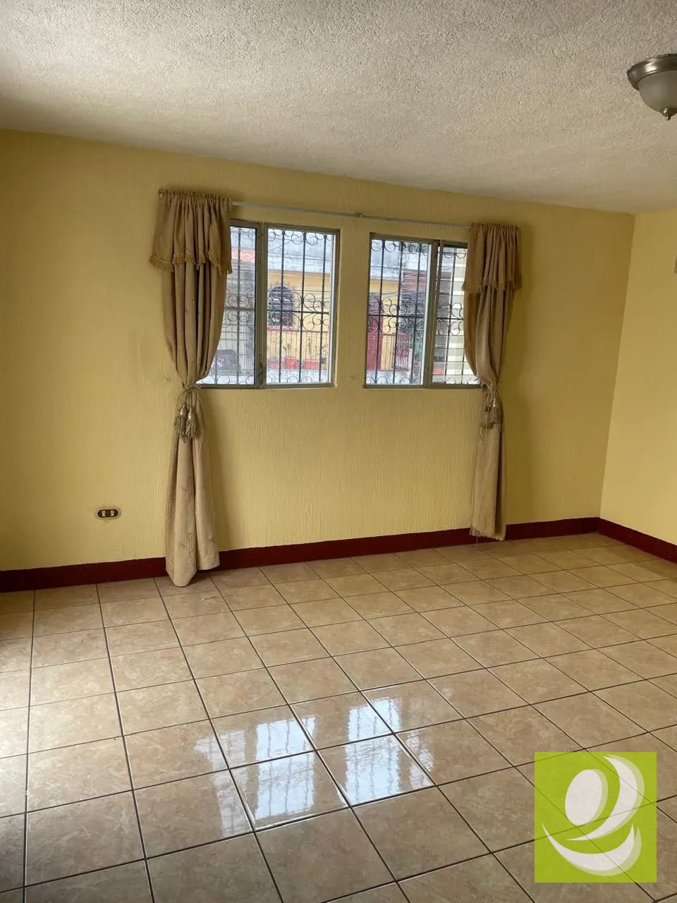 Casa en Alquier Prados de Villa Hermosa SMP — Casa en Alquiler en San Miguel Petapa, Guatemala, Ciudad — foto 4 de 5