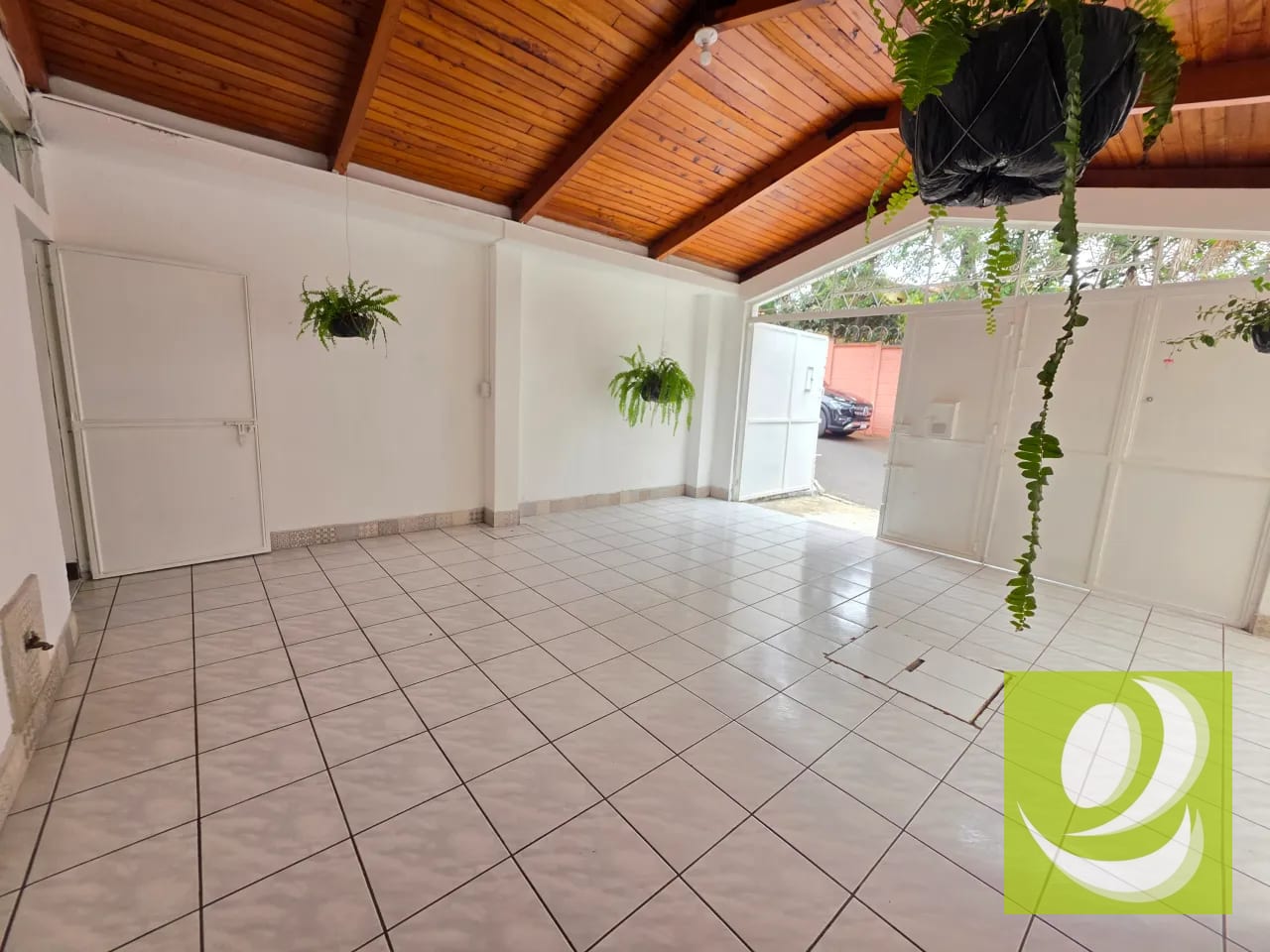 Rento Casa en Lomas del Rodeo Mixco — Casa en Alquiler en Lomas del Rodeo, Zona 3 Mixco, Guatemala, Ciudad — foto 1 de 6