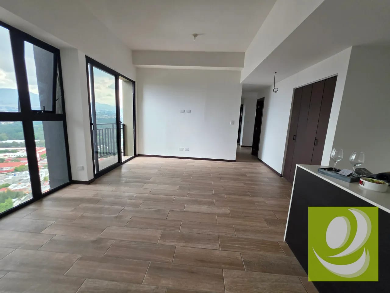 Apartamento en Renta en Altaire Zona 11 — Terreno en Venta en Zona 11, Guatemala, Ciudad — foto 8 de 10