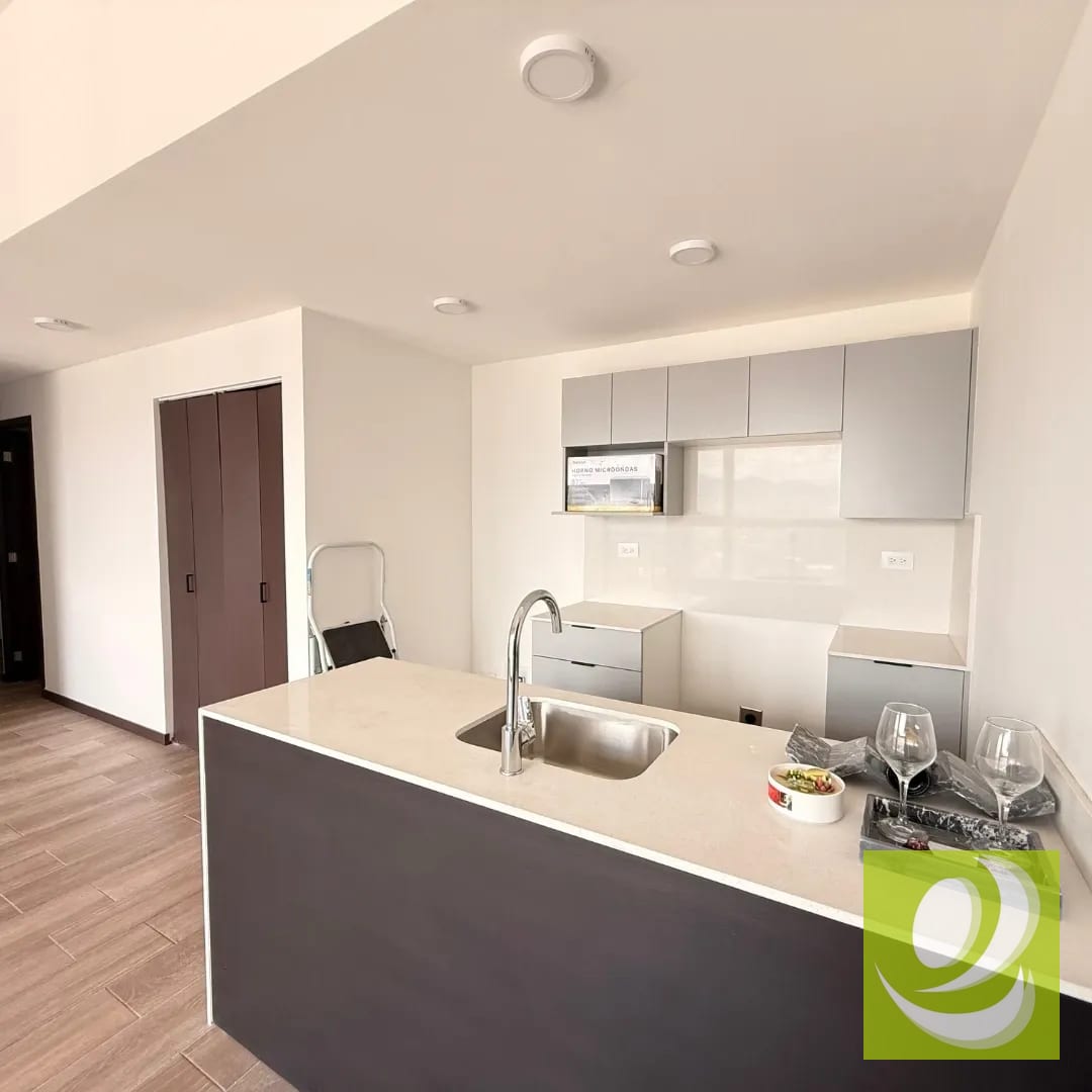 Apartamento en Renta en Altaire zona 11 — Apartamento en Alquiler en Zona 11, Guatemala, Ciudad — foto 2 de 6