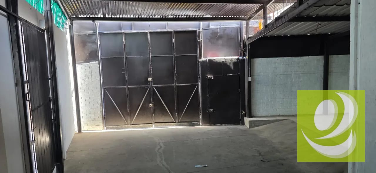 Se Renta Bodega en Zona 11, Ciudad de Guatemala — Bodega / Ofibodega en Alquiler en Zona 11, Guatemala, Ciudad — foto 2 de 10