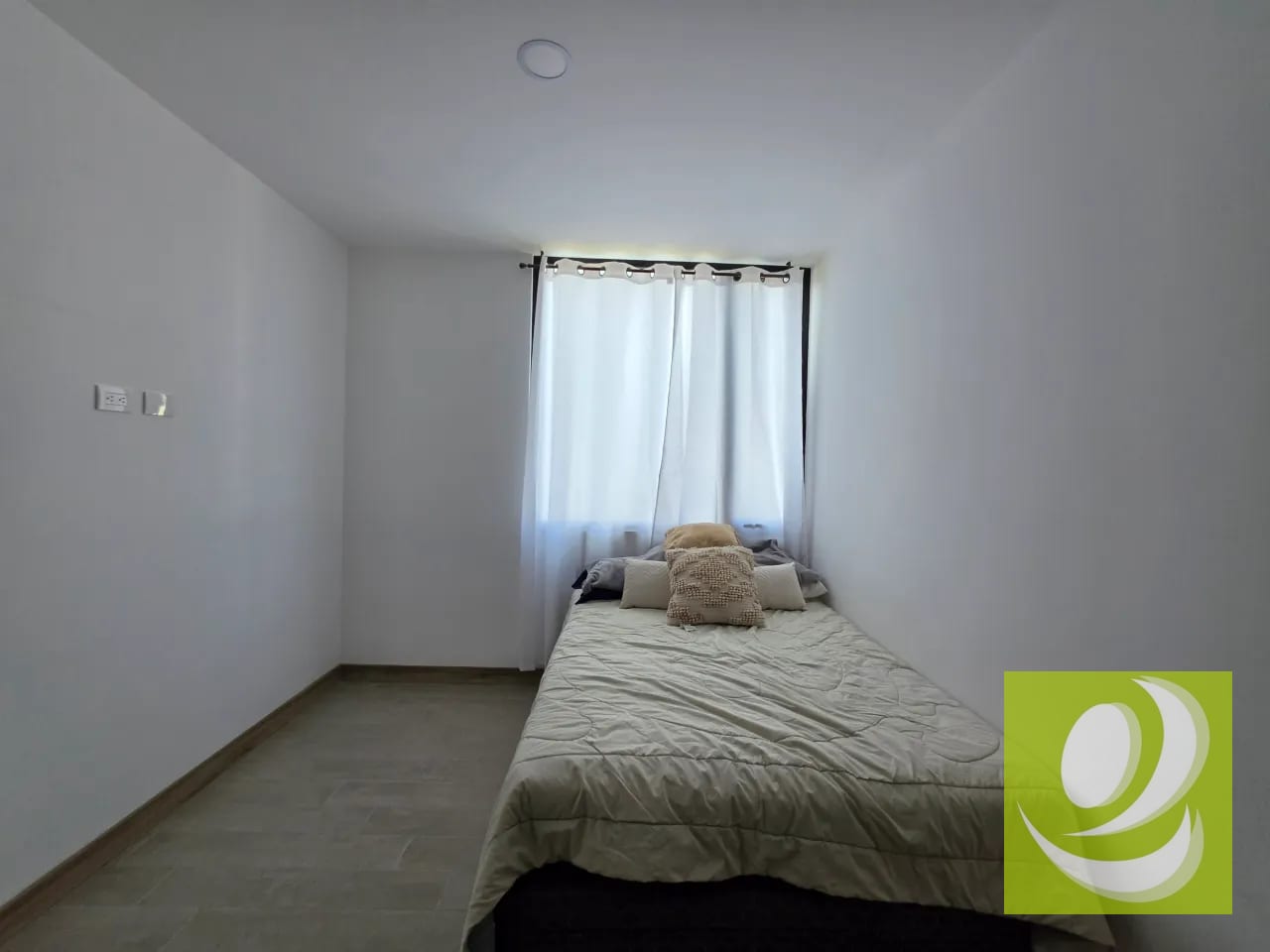 Alquilo Apartamento Semiamueblado en Providencia Zona 13 — Apartamento en Alquiler en Torre Santa Elisa, Zona 12, Guatemala, Ciudad — foto 9 de 13