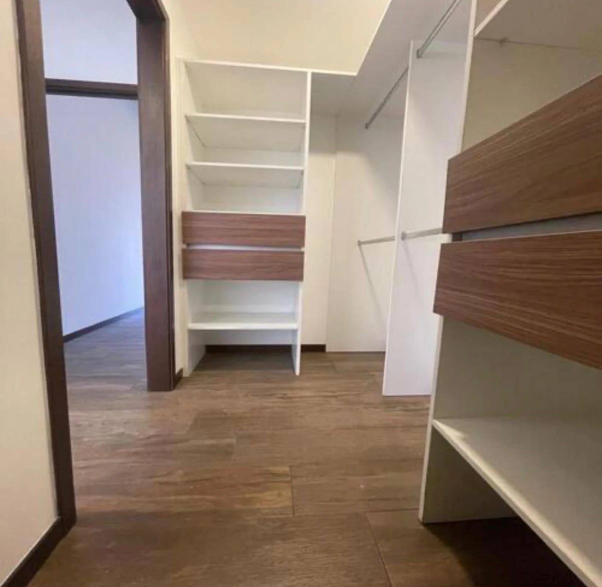 Apartamento en Venta en zona 10 — Apartamento en Venta en Zona 10, Guatemala, Ciudad — foto 8 de 15