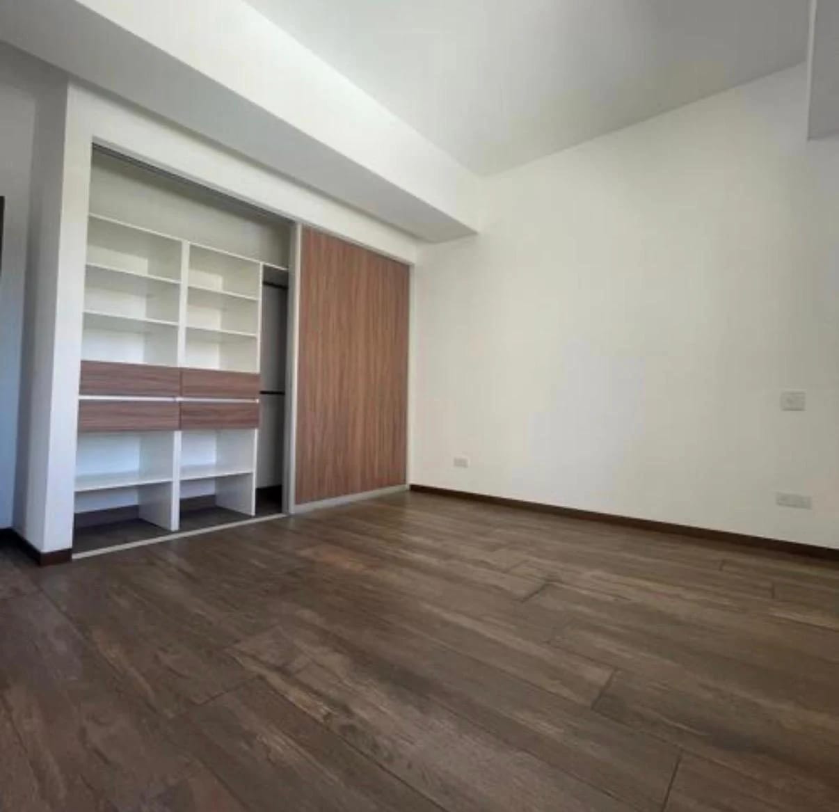 Apartamento en Venta en zona 10 — Apartamento en Venta en Zona 10, Guatemala, Ciudad — foto 10 de 15