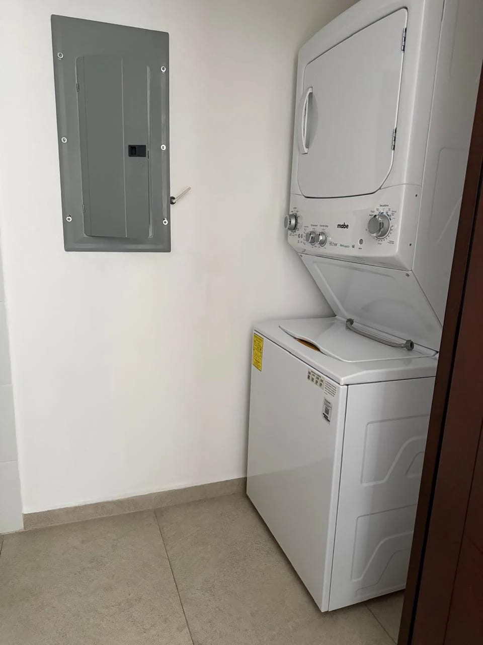Apartamento en Renta en Reserva 5 Avenida — Apartamento en Alquiler en Zona 14, Guatemala, Ciudad — foto 5 de 11