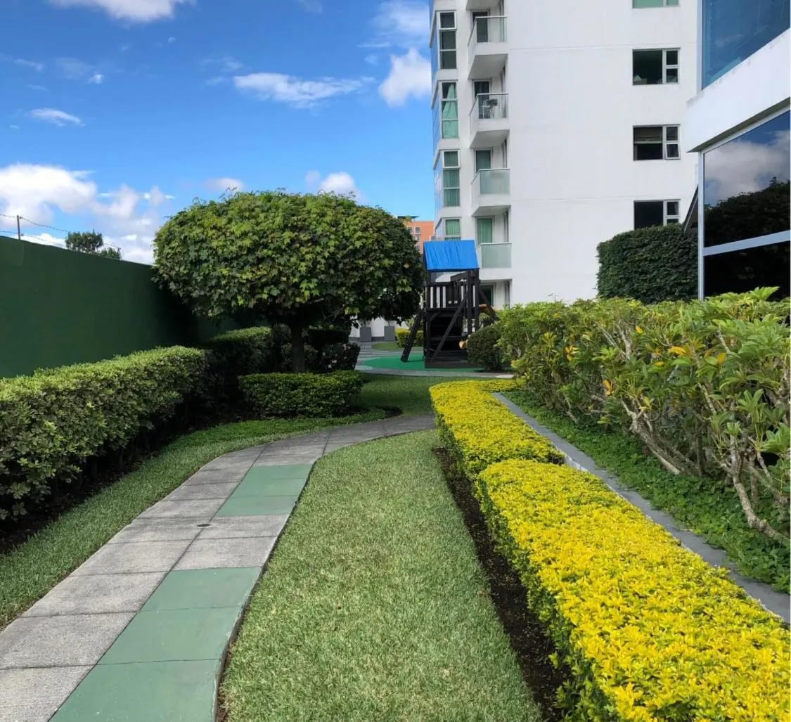 Apartamento Amueblado en Renta en Condado la Villa Z14 — Apartamento en Alquiler en Zona 14, Guatemala, Ciudad — foto 1 de 6
