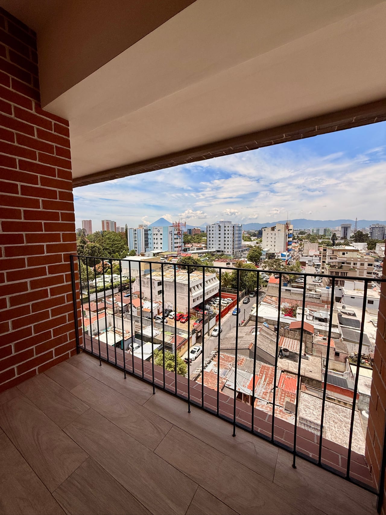 Apartamento 3 hab | Estudio | 3 baños | 3 parqueos | Meraki 10 — Apartamento en Venta en Meraki Z10, Zona 10, Guatemala, Ciudad — foto 11 de 17