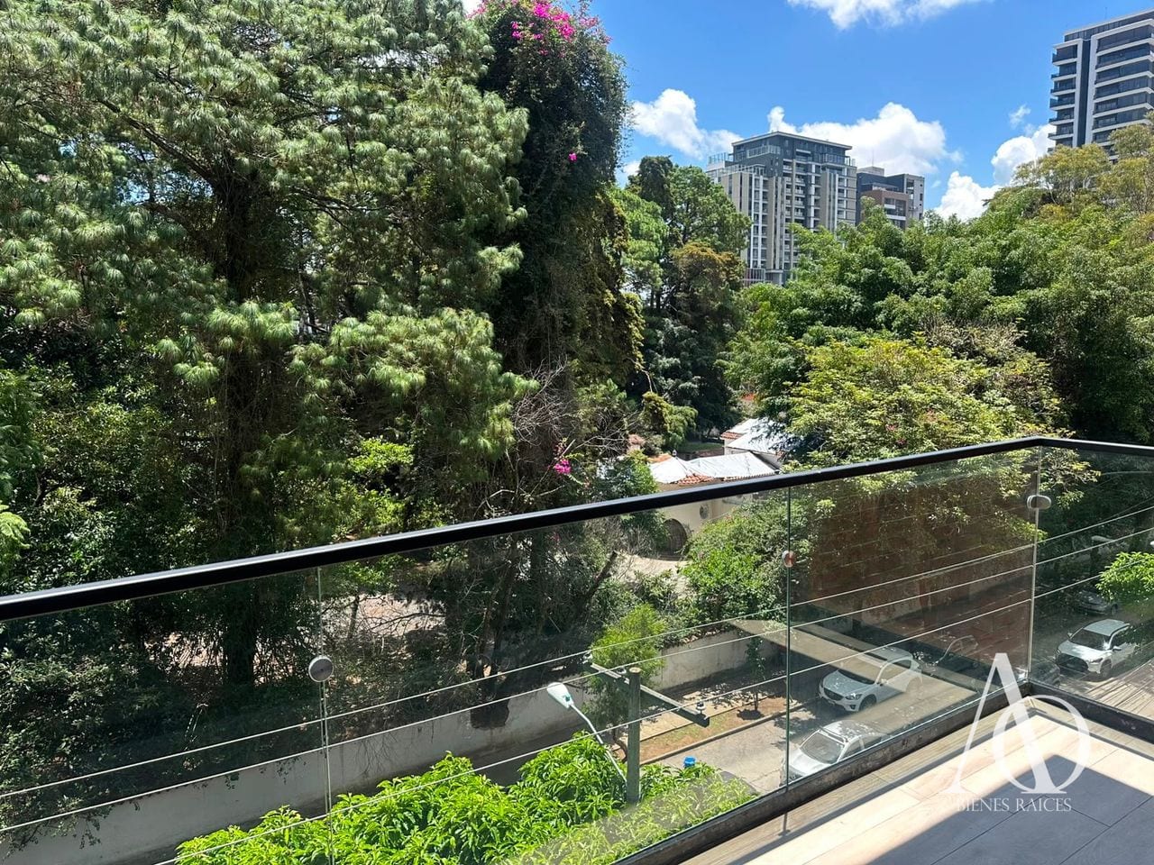 Apartamento en Alquiler Edificio Ferré Diez, zona 10 N4 / EN DIRECTO — Apartamento en Alquiler en Ferré Diez, Zona 10, Guatemala, Ciudad — foto 14 de 14