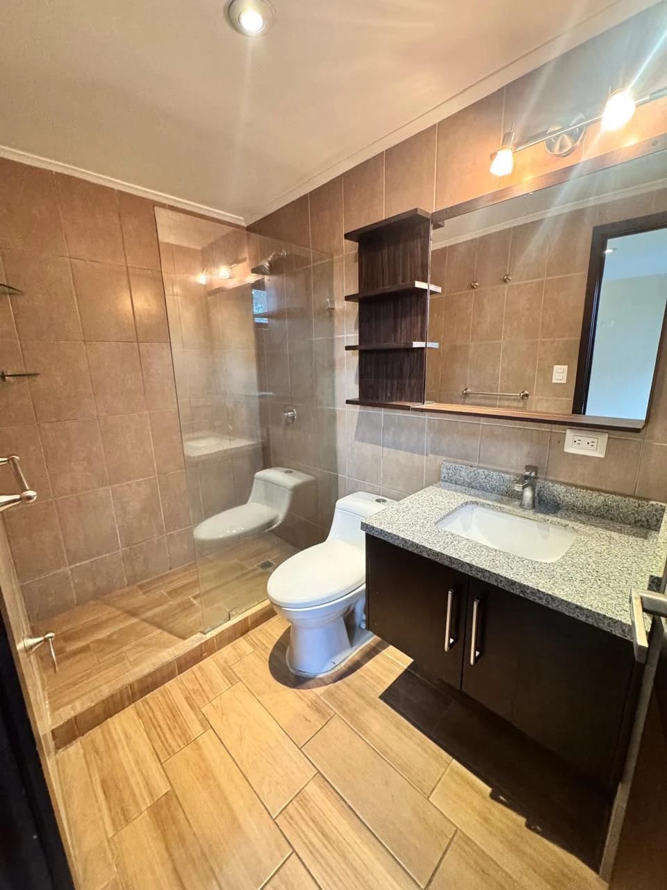 *Z.15 VH2 Moderno Apartamento en Venta* — Apartamento en Venta en Vista Hermosa II, Zona 15, Guatemala, Ciudad — foto 10 de 12