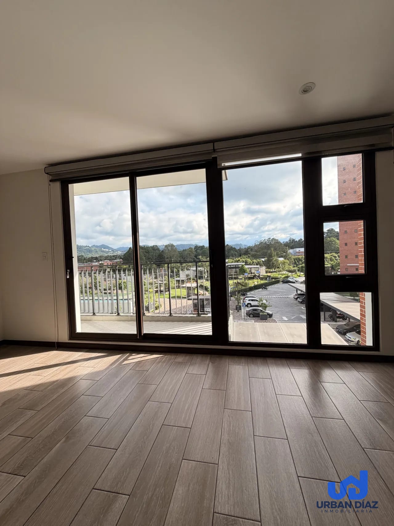 Apartamento en San Isidro 20/21, Zona 16 — Apartamento en Alquiler en San Isidro 20/21, Zona 16, Guatemala, Ciudad — foto 2 de 17