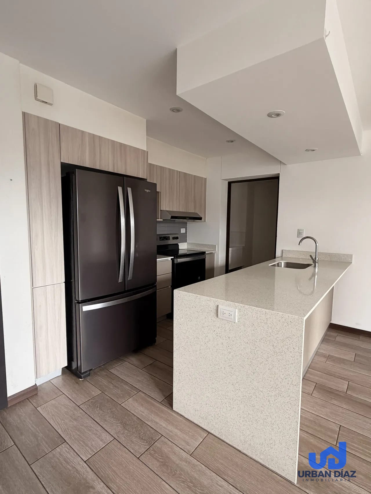 Apartamento en San Isidro 20/21, Zona 16 — Apartamento en Alquiler en San Isidro 20/21, Zona 16, Guatemala, Ciudad — foto 4 de 17
