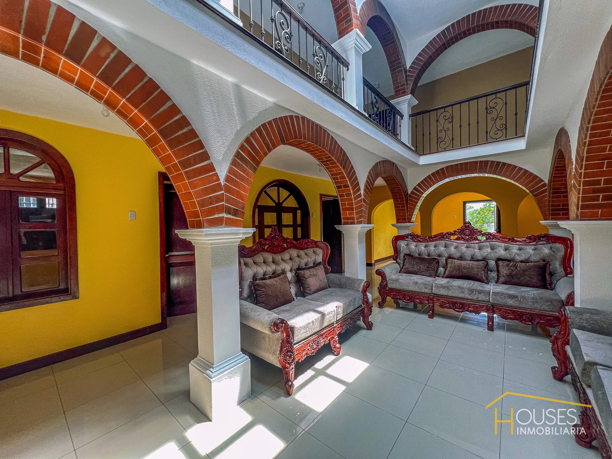 Rento Casa en San Pedro las Huertas, Antigua G. — Casa en Alquiler en San Pedro Las Huertas, Antigua, Sacatepéquez — foto 3 de 16