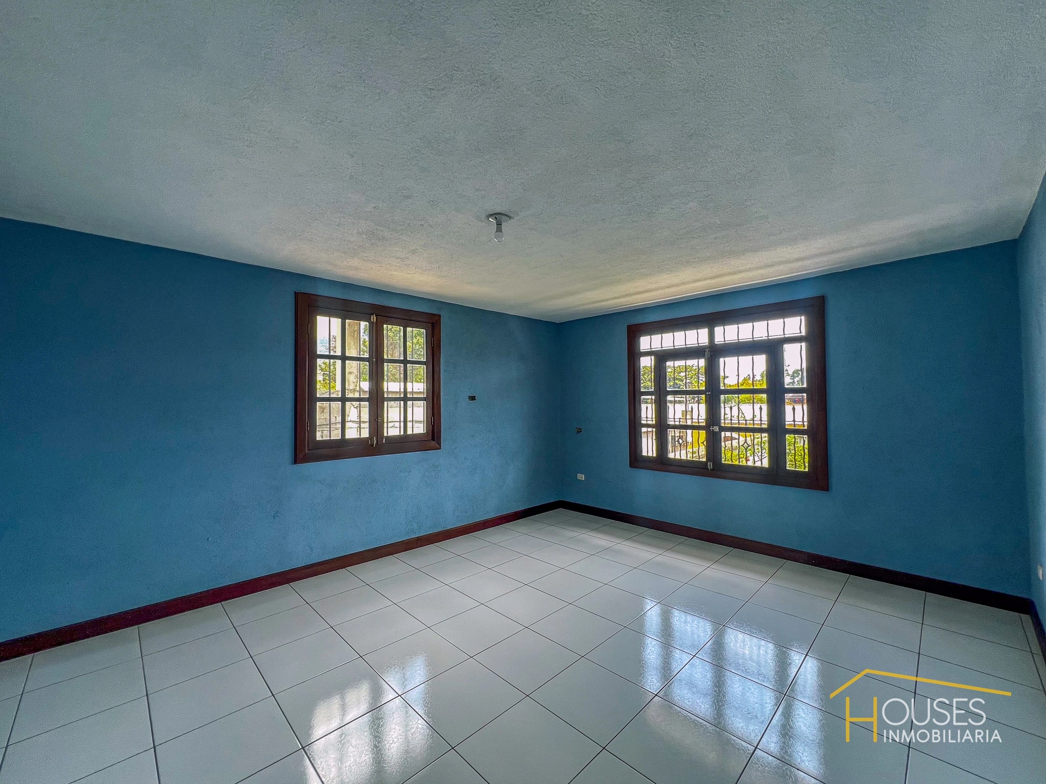 Rento Casa en San Pedro las Huertas, Antigua G. — Casa en Alquiler en San Pedro Las Huertas, Antigua, Sacatepéquez — foto 12 de 16