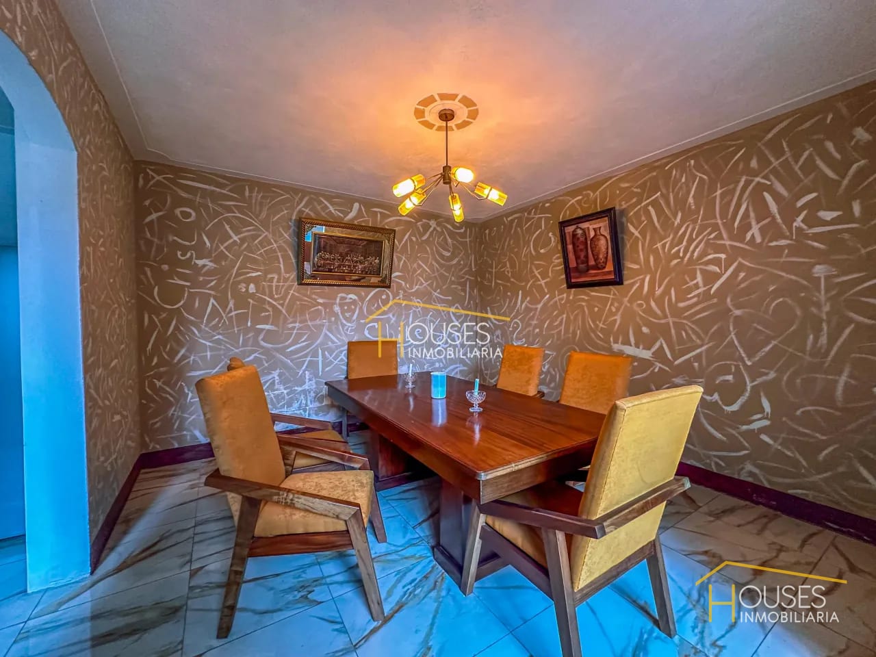 Vendo Casa en Residencial Vistas de Florencia, Santa Lucía Milpas Altas — Casa en Venta en Santa Lucía Milpas Altas, Sacatepéquez — foto 3 de 10