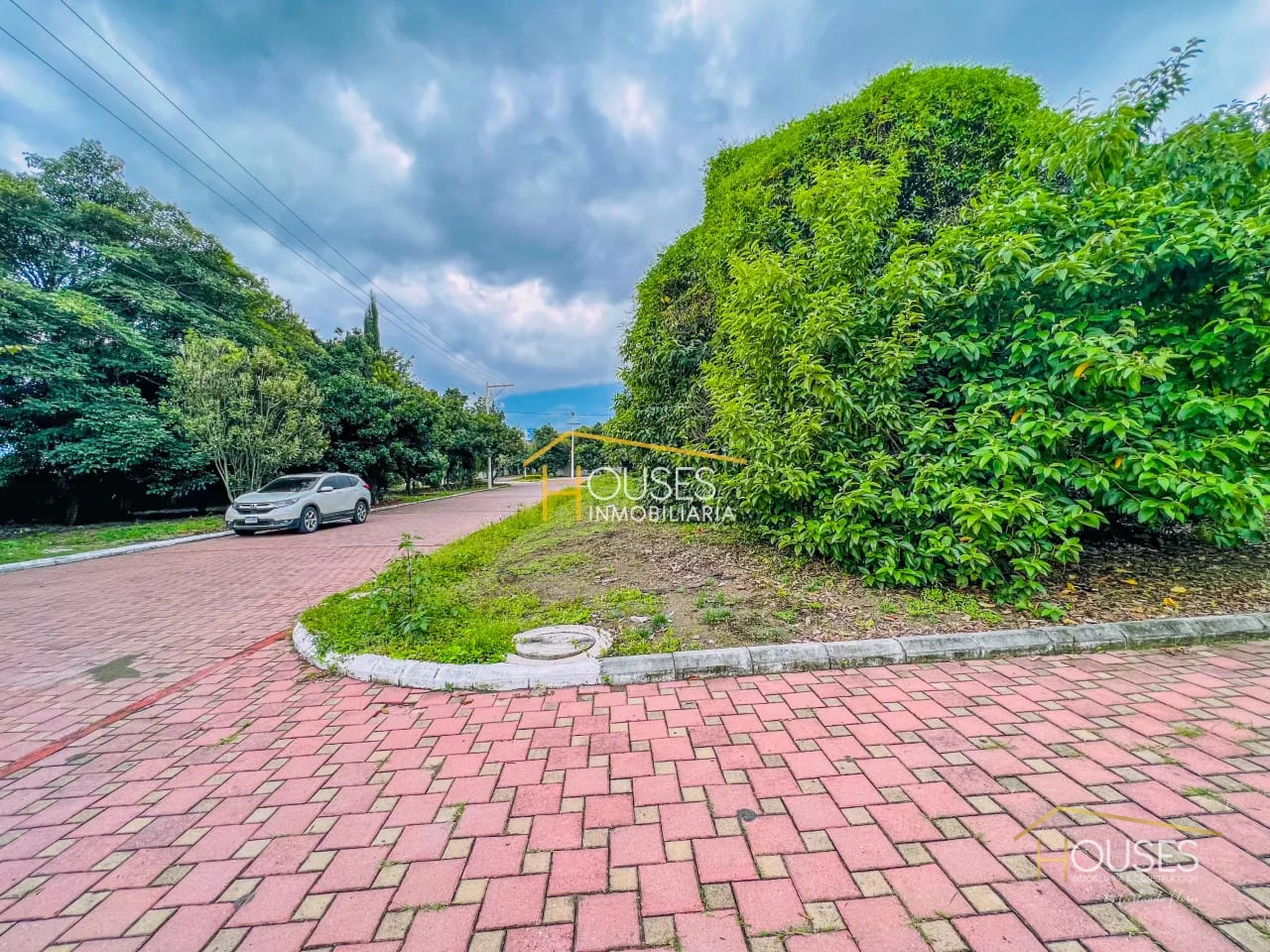 Terreno de Esquina en Venta en Residencial Entre Volcanes, San Miguel Dueñas — Terreno en Venta en San Miguel Dueñas, Sacatepéquez — foto 2 de 11