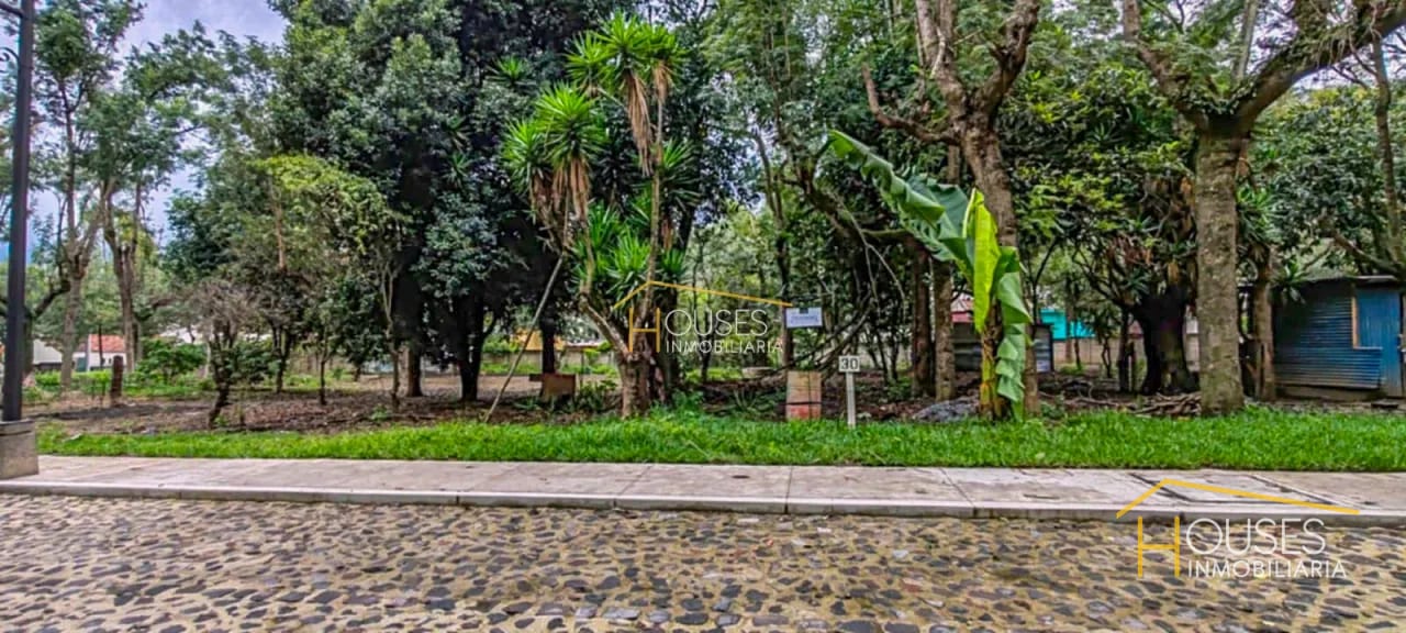 Vendo Terreno en Residencial Cafetales de Santa Ana — Terreno en Venta en Antigua, Sacatepéquez — foto 2 de 7