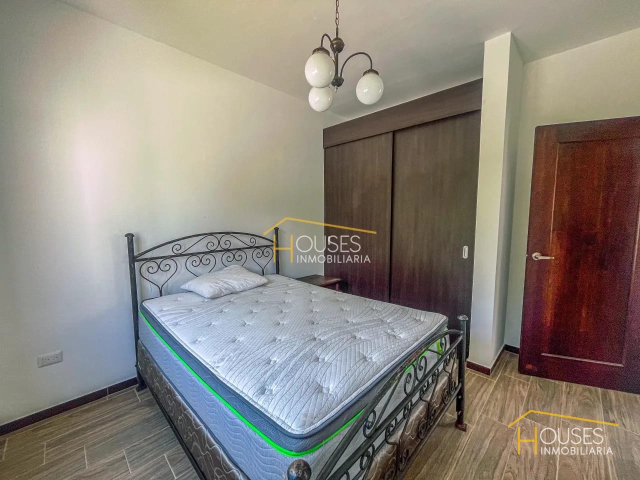 Vendo Casa en Hacienda del Comendador, San Miguel Dueñas — Casa en Venta en Hacienda del comendador, San Miguel Dueñas, Sacatepéquez — foto 9 de 11