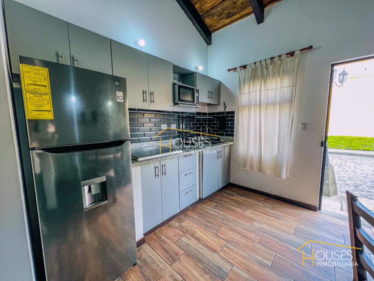 Rento Loft en San Pedro las Huertas, Antigua Guatemala — Apartamento en Alquiler en San Pedro Las Huertas, Antigua, Sacatepéquez — foto 12 de 13