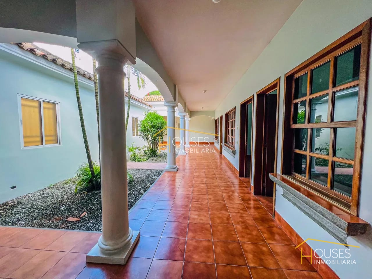 Vendo Casa fuera de residencial en San Miguel Dueñas — Casa en Venta en San Miguel Dueñas, Sacatepéquez — foto 6 de 14