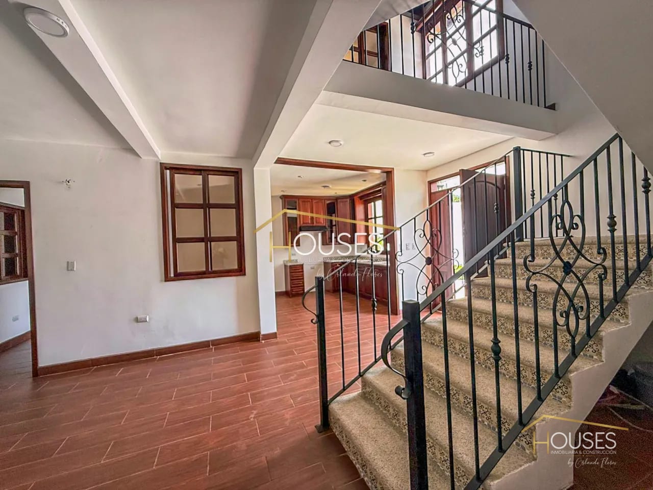 Rento Casa fuera de residencial en Santa Catarina Bobadilla — Casa en Alquiler en Antigua, Sacatepéquez — foto 3 de 17