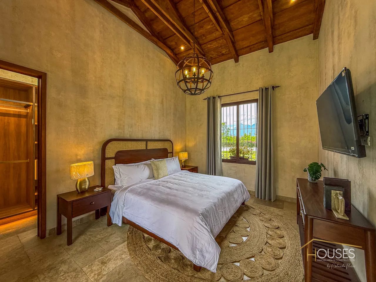 Vendo Casa de esquina en Paseo Antigua, Antigua Guatemala — Casa en Venta en Antigua, Sacatepéquez — foto 5 de 15