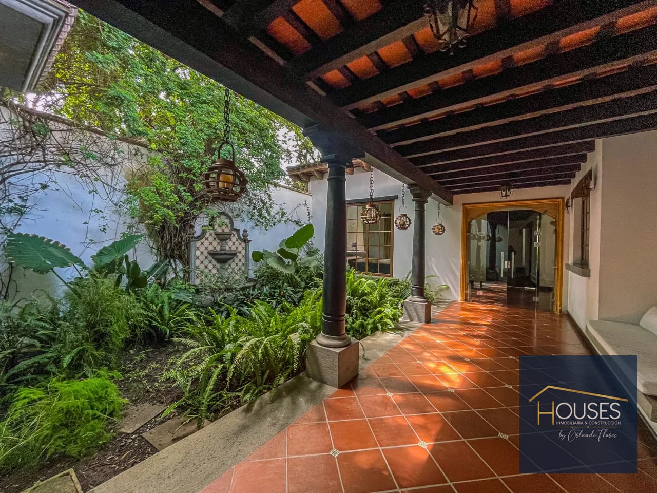 Casa en Renta Dentro de Residencial | Antigua Guatemala — Casa en Alquiler en El Monasterio, Antigua, Sacatepéquez — foto 2 de 16