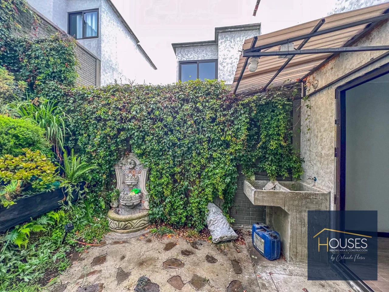Rento Casa en Condado Antigua, Ciudad Vieja — Casa en Alquiler en Ciudad Vieja, Sacatepéquez — foto 5 de 14