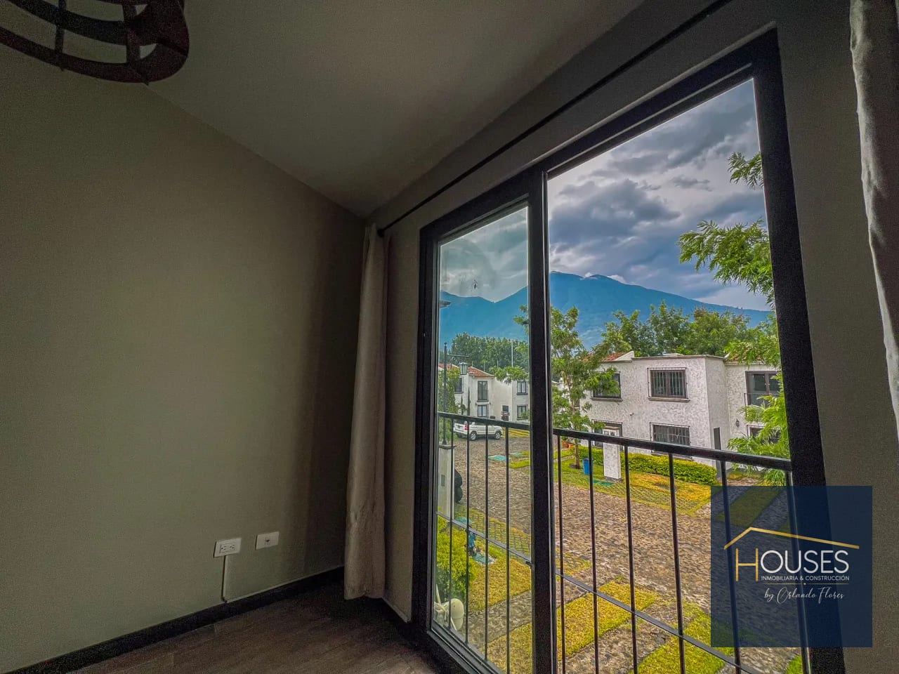 Rento Casa en Condado Antigua, Ciudad Vieja — Casa en Alquiler en Ciudad Vieja, Sacatepéquez — foto 8 de 14