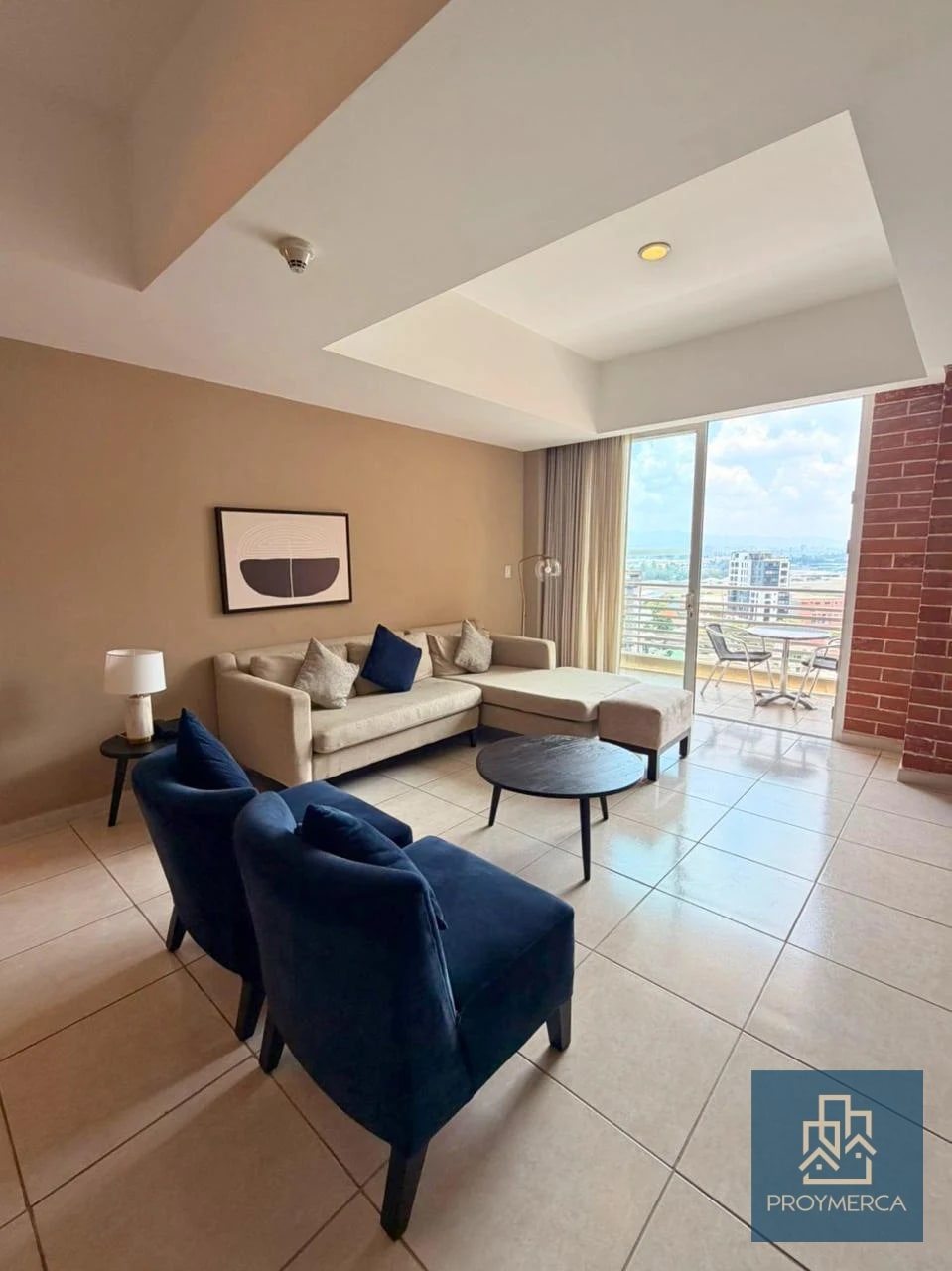 Apartamento AMUEBLADO en alquiler, Edificio Adriatika, Zona 14 — Apartamento en Alquiler en Zona 14, Guatemala, Ciudad — foto 1 de 12