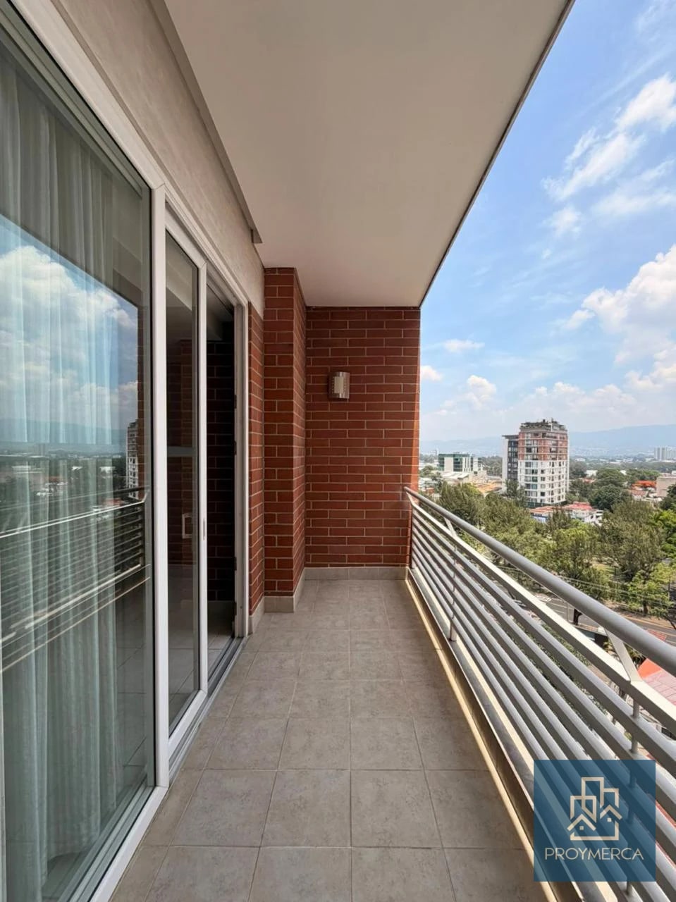 Apartamento AMUEBLADO en alquiler, Edificio Adriatika, Zona 14 — Apartamento en Alquiler en Zona 14, Guatemala, Ciudad — foto 6 de 14