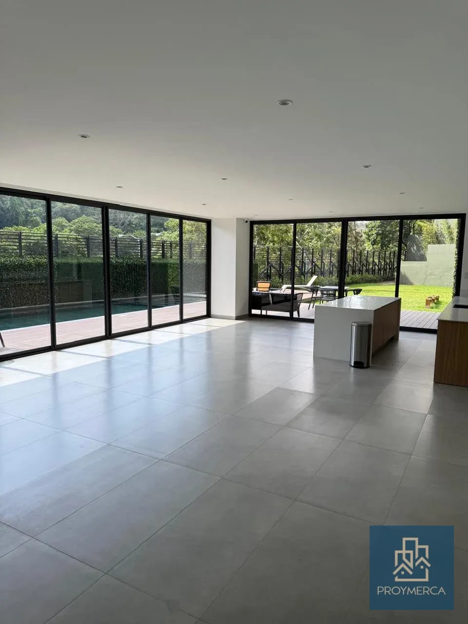 Apartamento en alquiler, Spazio, Zona 16 — Apartamento en Alquiler en Zona 16, Guatemala, Ciudad — foto 1 de 14